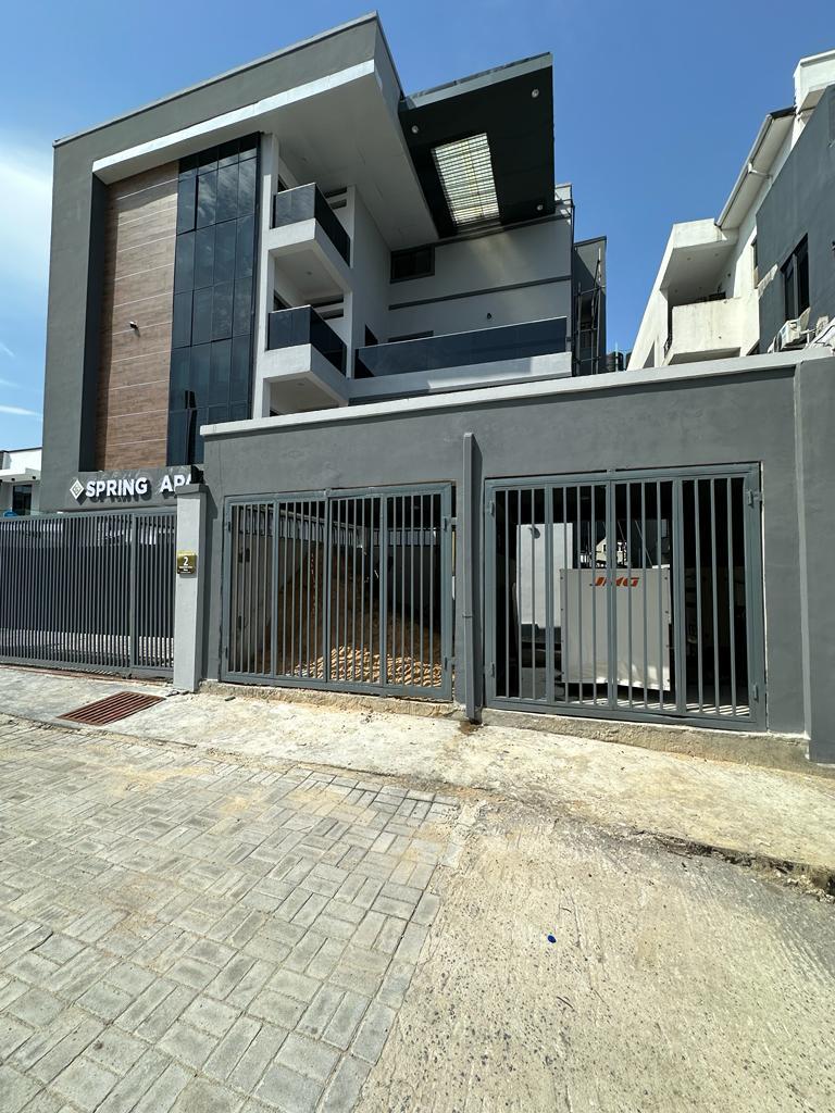 Fully Furnished & Serviced 2 Bedroom Flat
